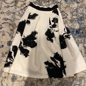 White House Black Market Maxi skirt